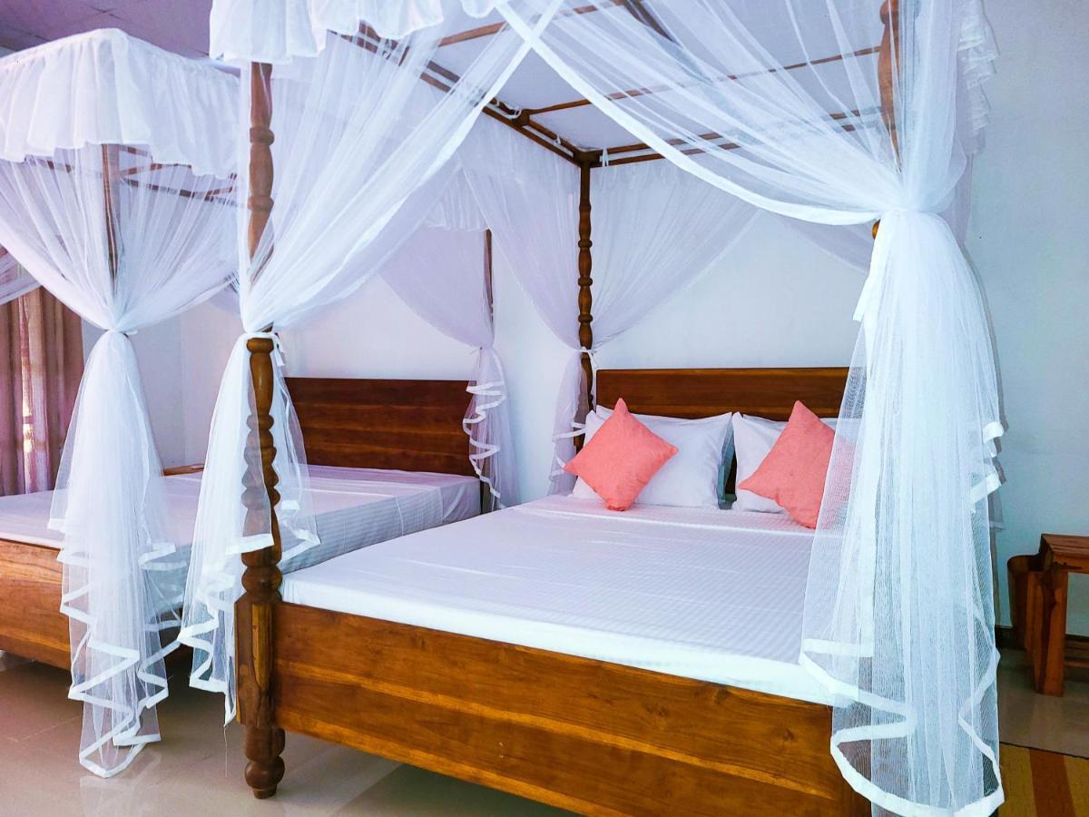 Woodholic Homestay Sigiriya Exterior foto
