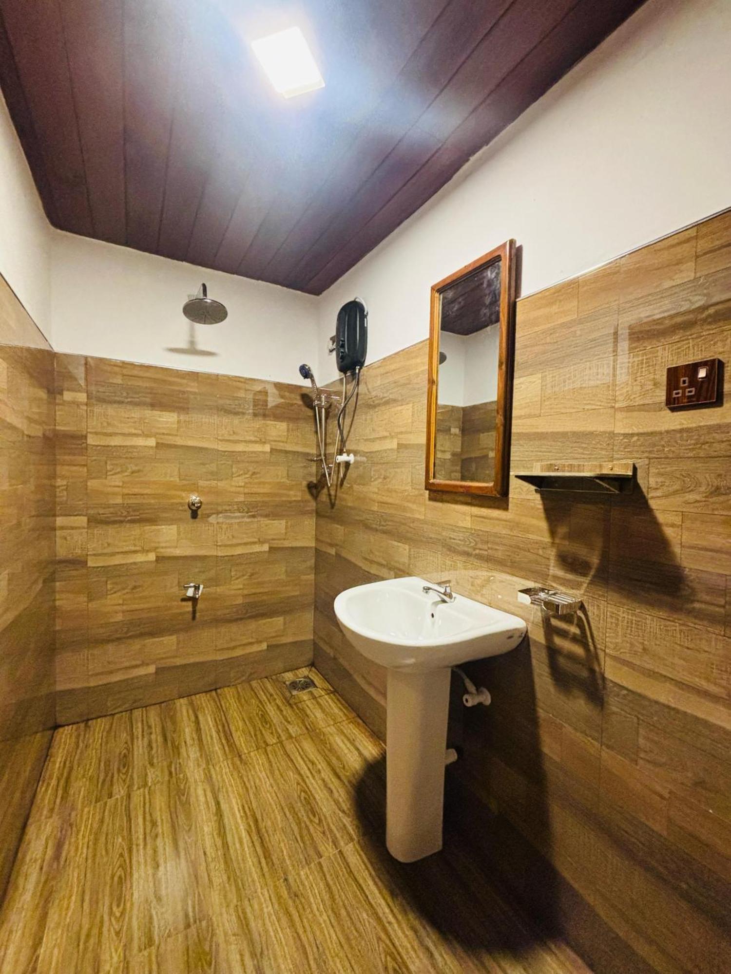 Woodholic Homestay Sigiriya Exterior foto